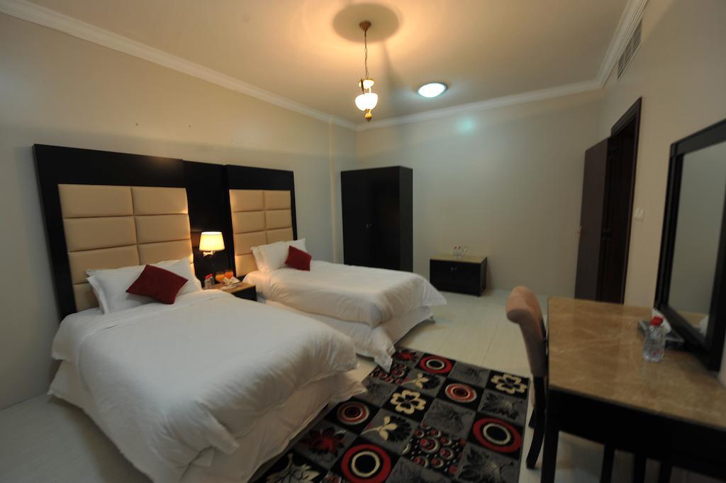 Janadriyah Suites 13 Nadinah ห้อง รูปภาพ